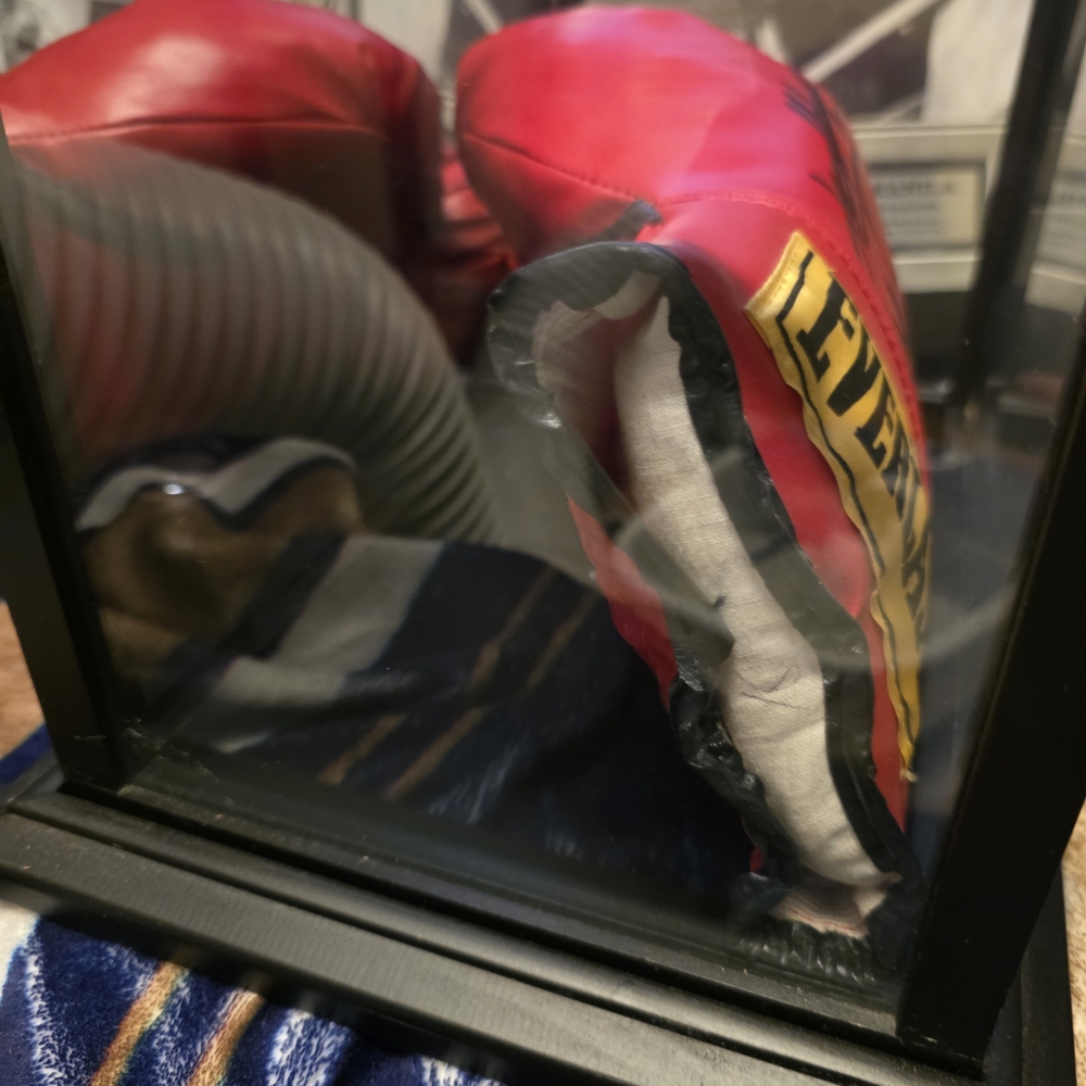 Muhammad Ali History Collection - Picture 4 of 4